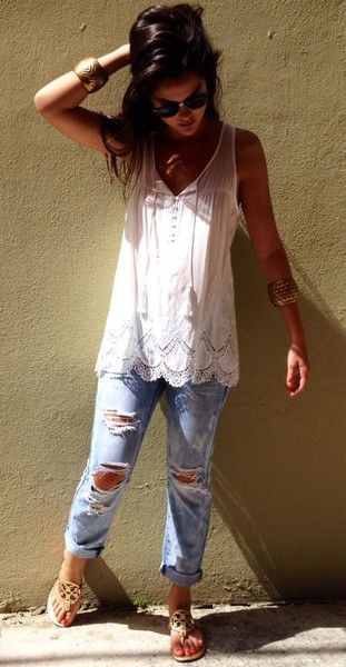 This tank is gorgeous! Love the flowy fit and the...