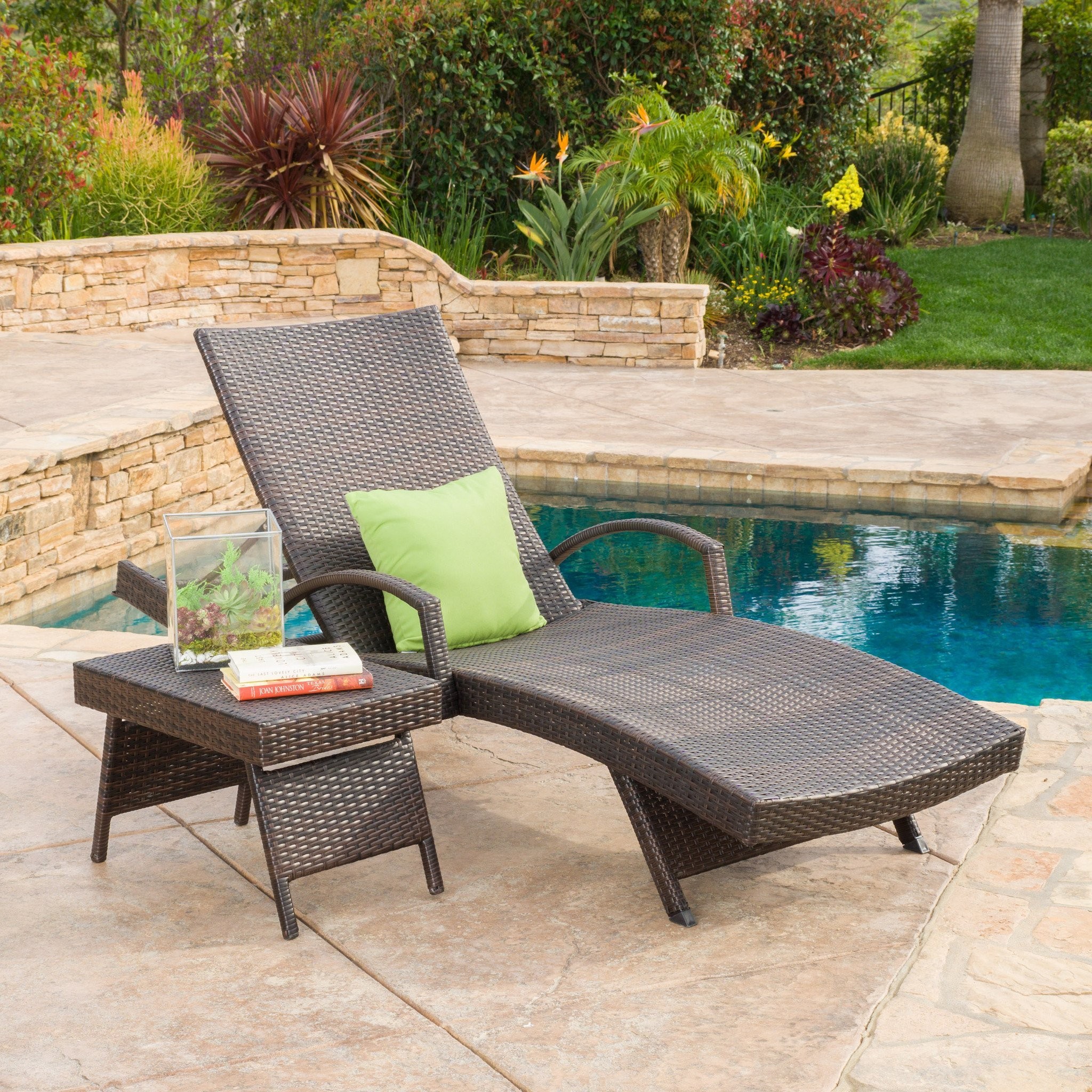 Olivia Outdoor 2-piece Brown Wicker Armed Chaise L...