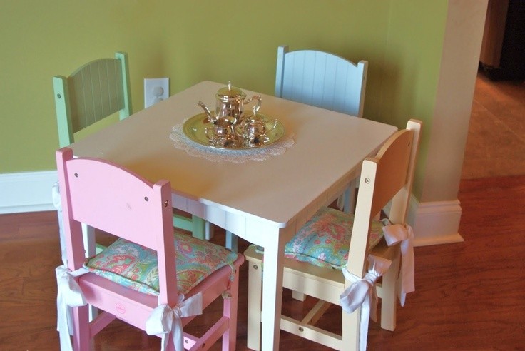 children's table and chairs