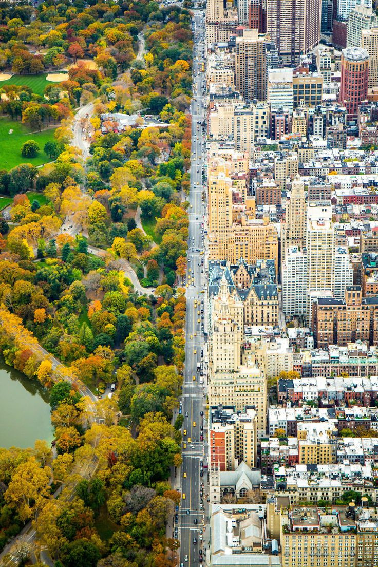 Incredible Contrast Between Two Worlds: The City V...