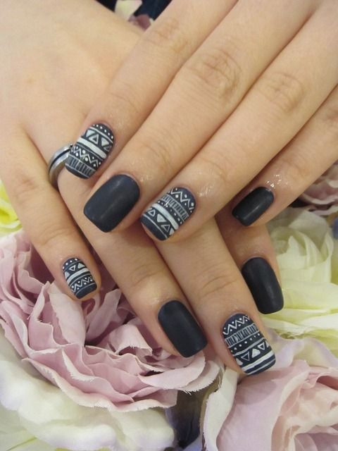 60 Examples of Black and White Nail Art | Art and...