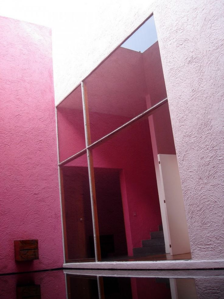 Luis Barragán and The Good Wall.