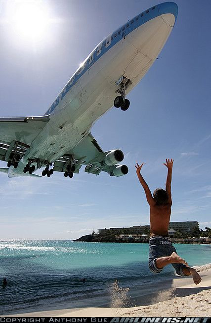 Boeing 747-422 @ St. Maarten - Princess Juliana In...