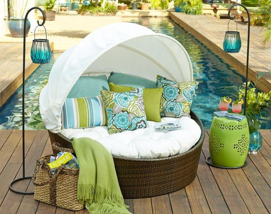 20 Relaxing Pool Nooks To Get Inspired