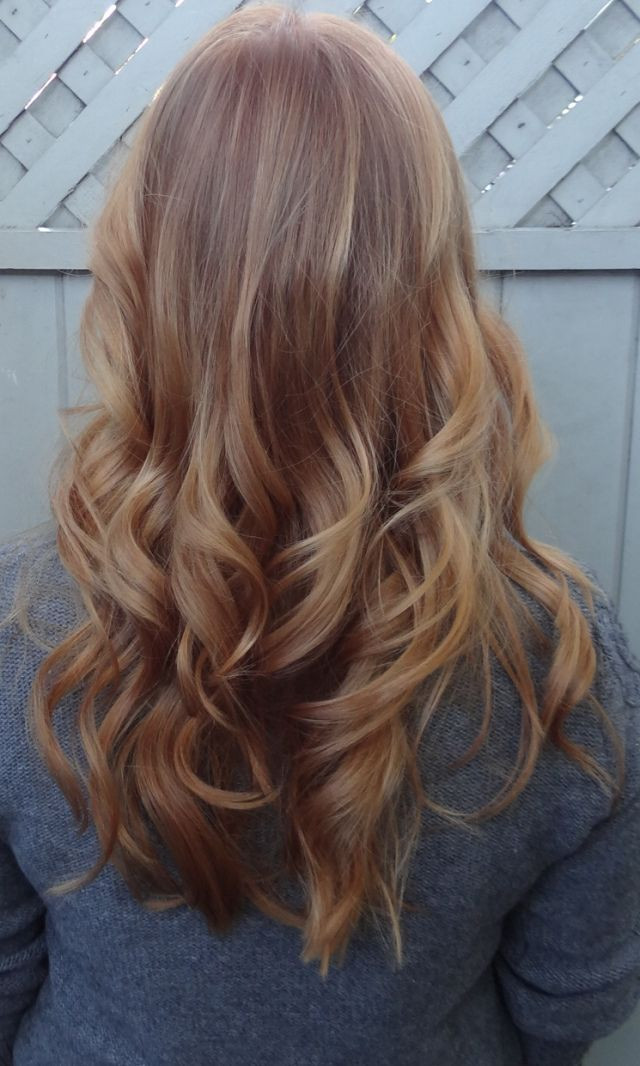 ginger blonde hair<3 love !! I must have this colo...